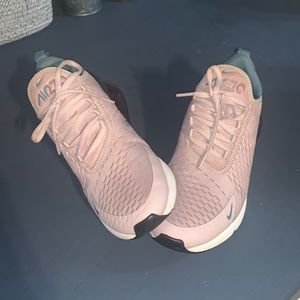 Womens Nike Air Max 270